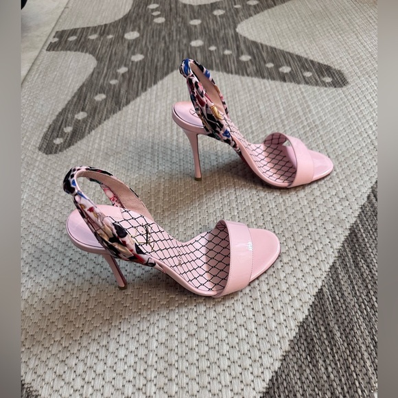 Christian Louboutin Fetish Du Desert Tie Heel - Picture 7 of 11